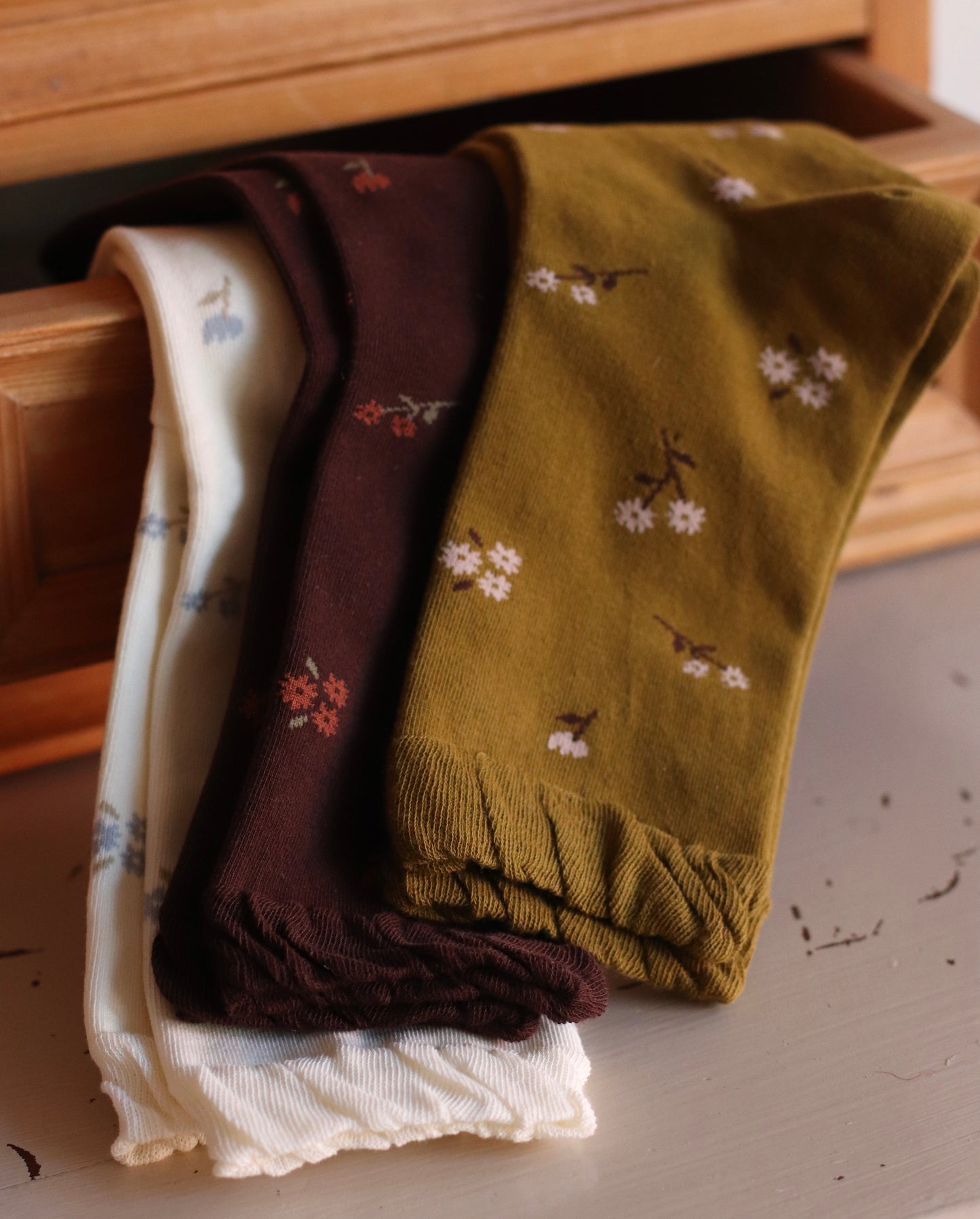 Dune Socks | Ruffle Top Flower Stem Socks, Olive