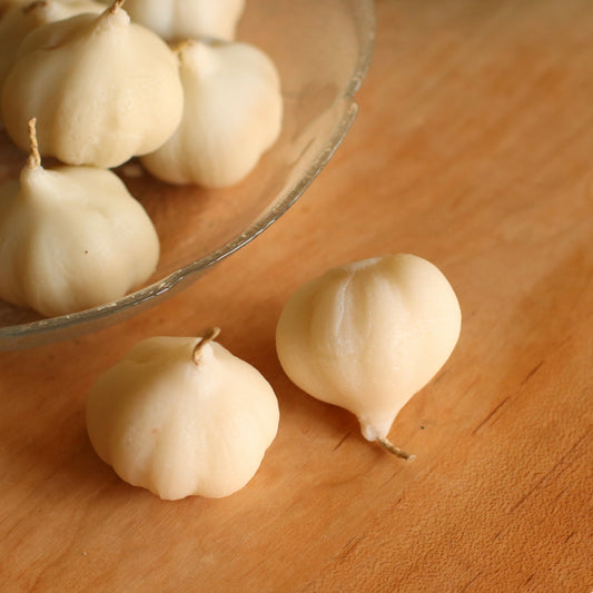 The Wax Pantry  | Garlic Beeswax Candle