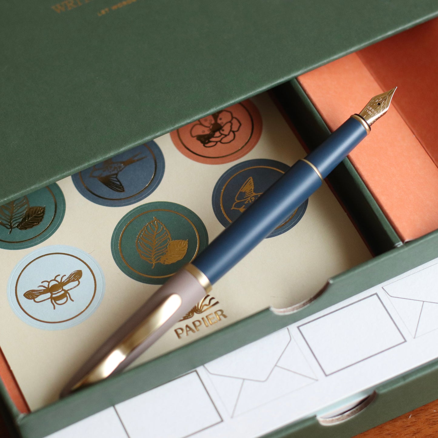 Papier | Writing Gift Set