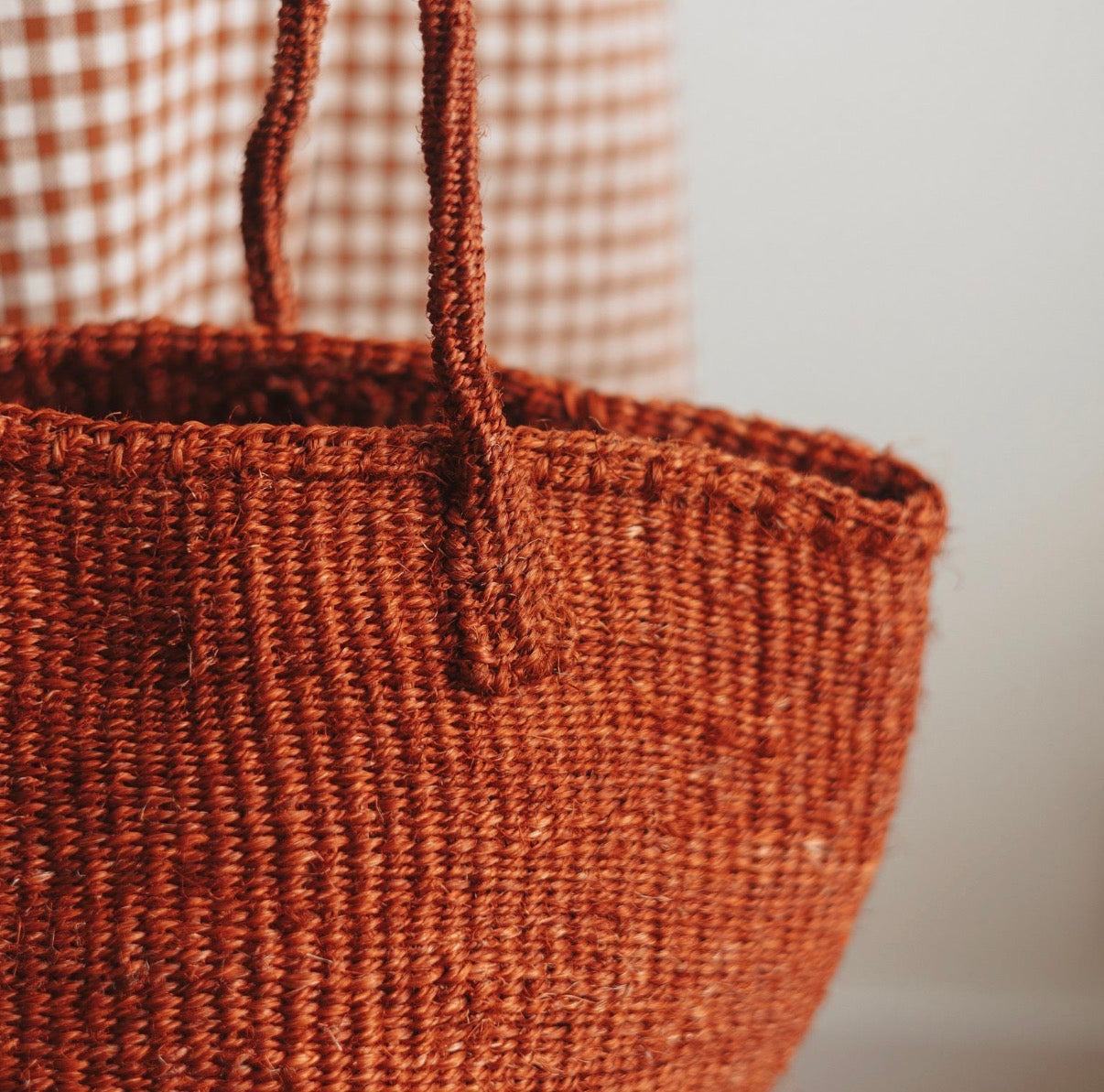 Amsha | Medium Sisal Tote, Canyon