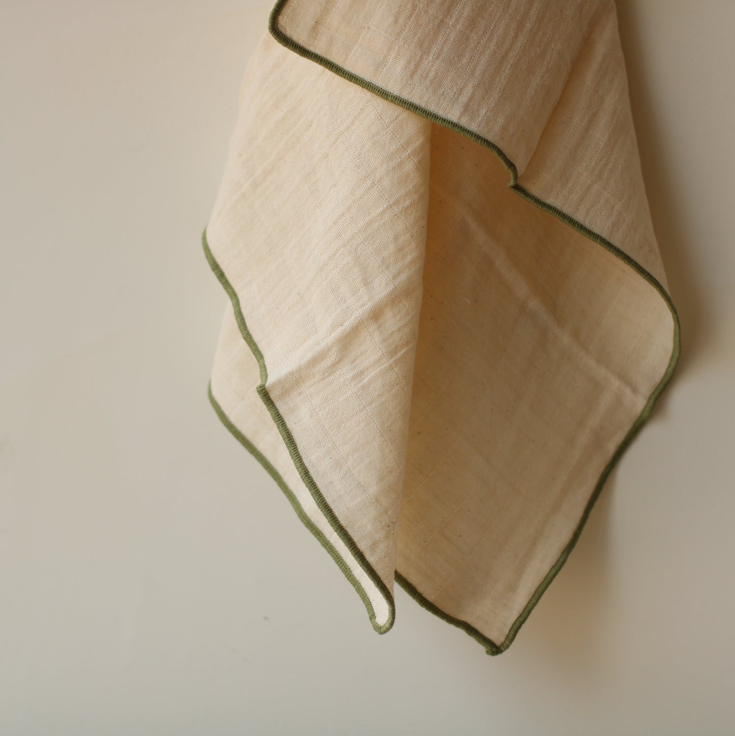 Danica Heirloom | 100% Cotton Kitchen Towel, Olive Branch Edged