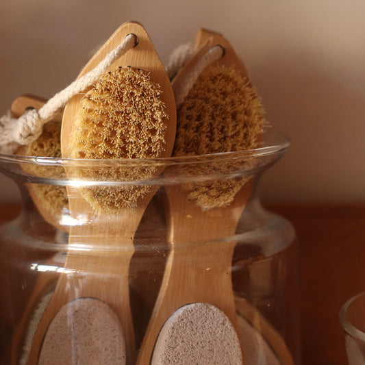Bamboo Switch | Exfoliating Foot Brush