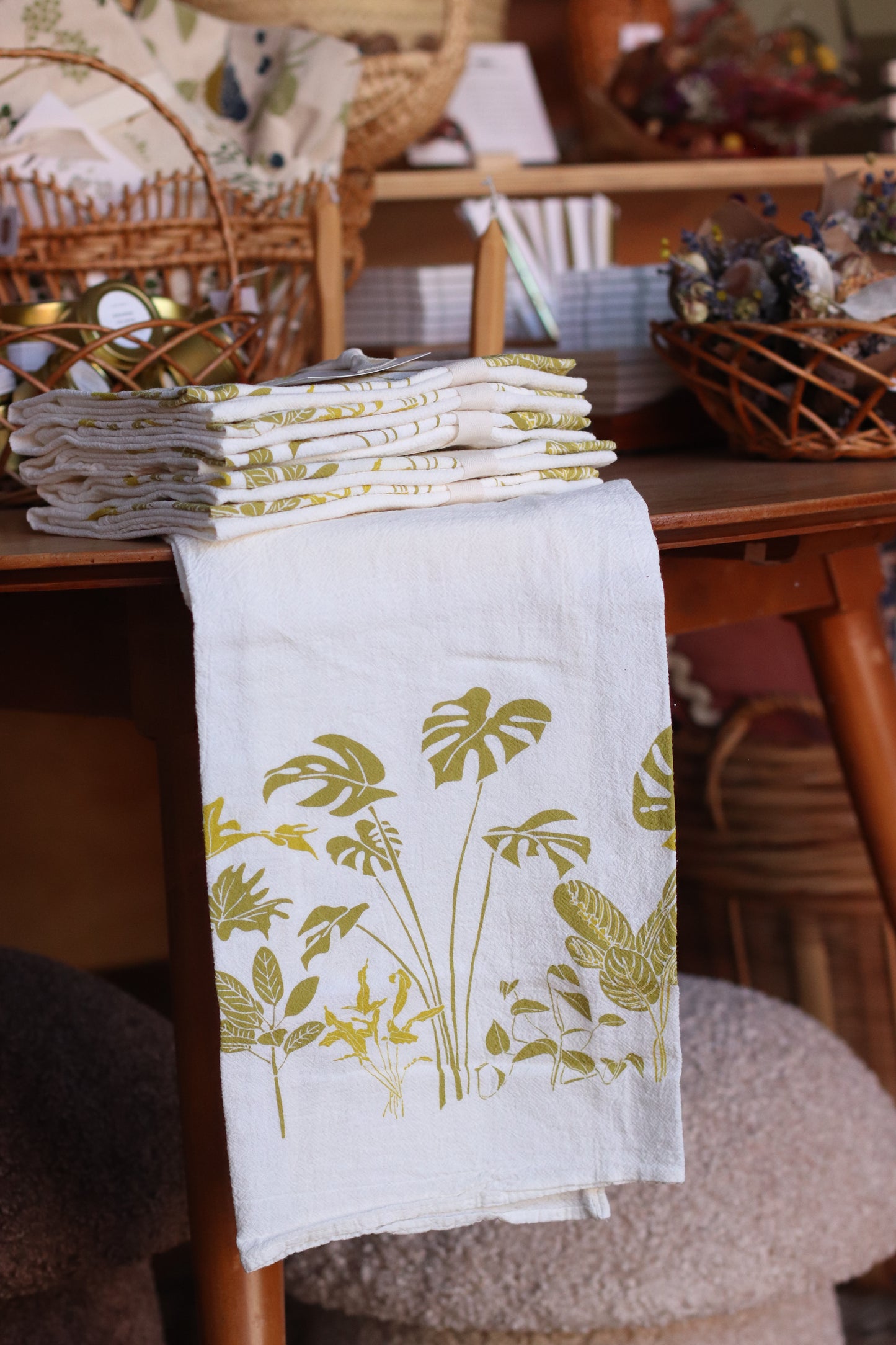 June & December | Rainforest Plants Kitchen Towel