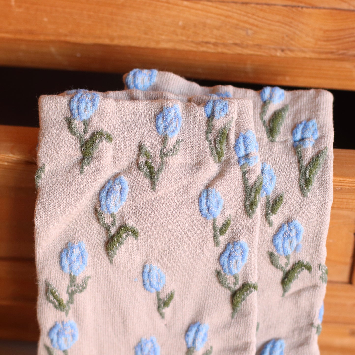 Dune Socks | Embossed Tulip Sock, Khaki