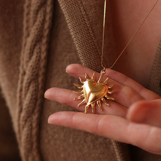 Bazou | Stainless Steel Heart With Rays Pendant