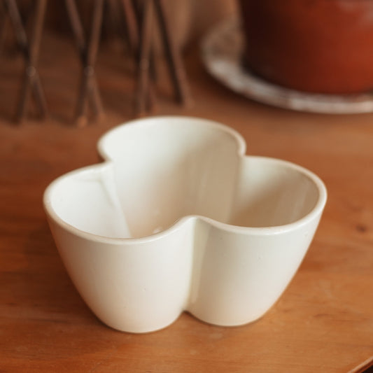 Clover Shaped Ceramic Bowl