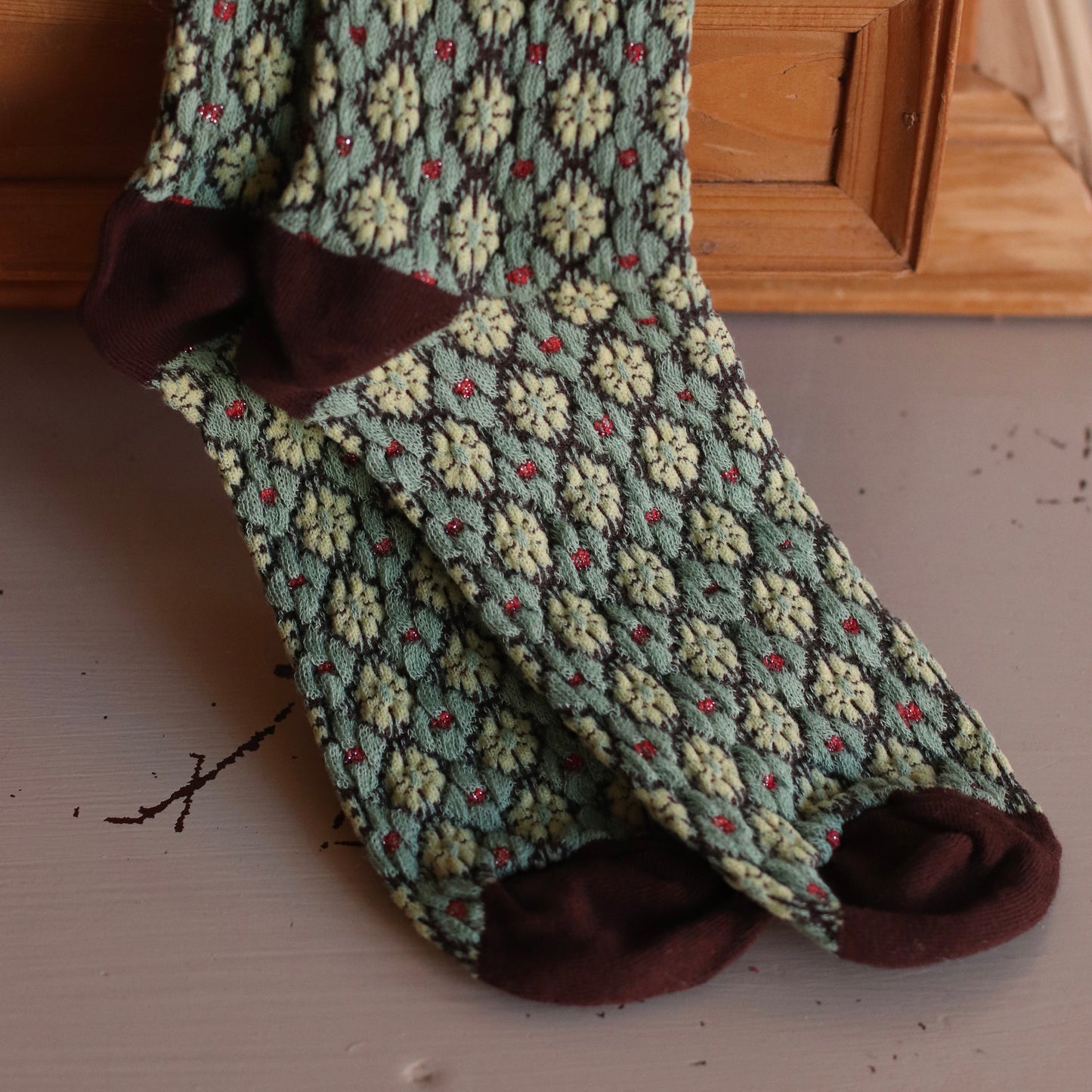 Dune Socks | Green Cluster Bloom Patterned Socks