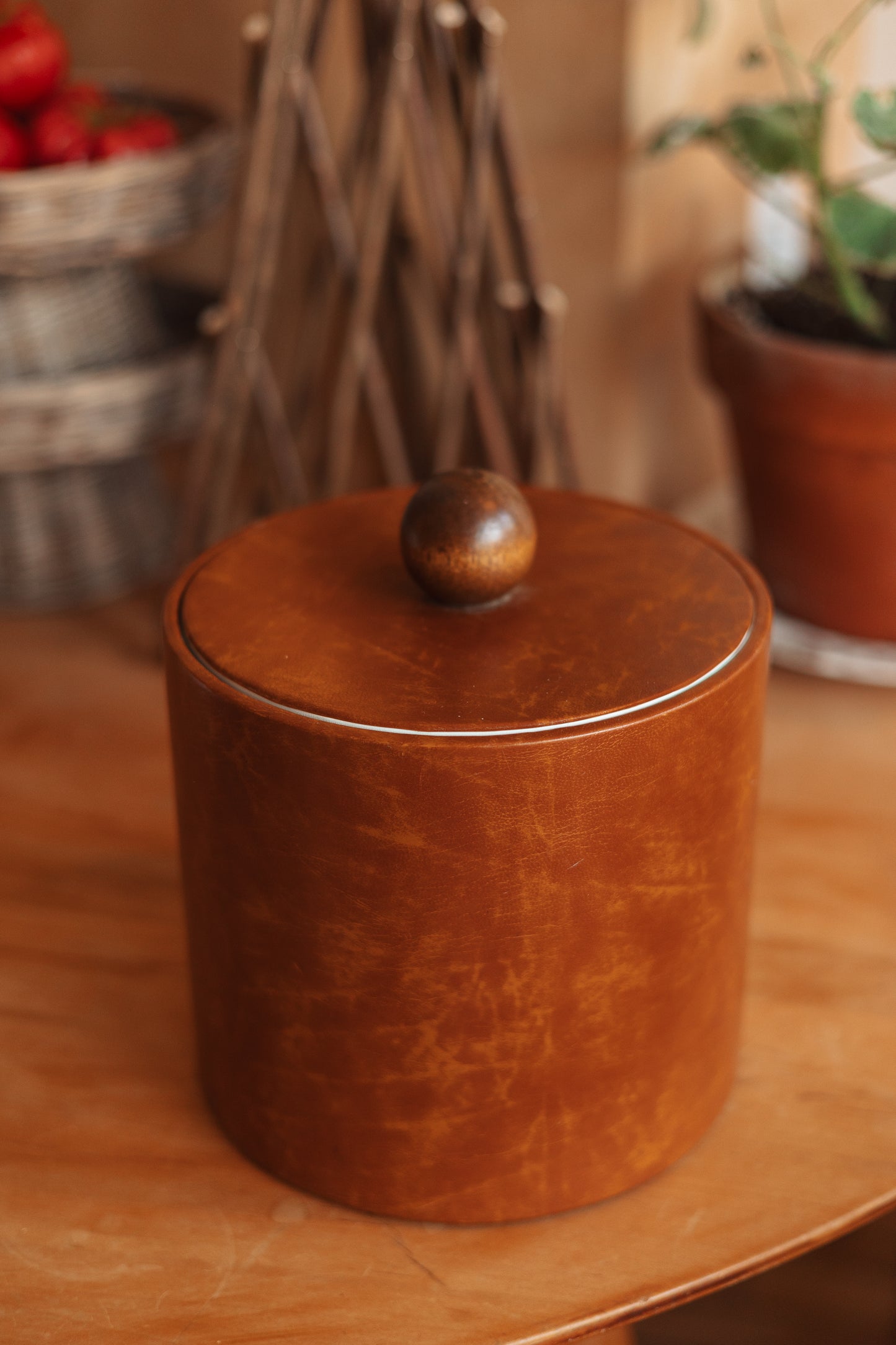 Faux Leather Vintage Ice Bucket