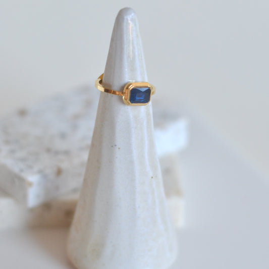 Bazou | Stainless Steel Ring with Elongated Blue Stone