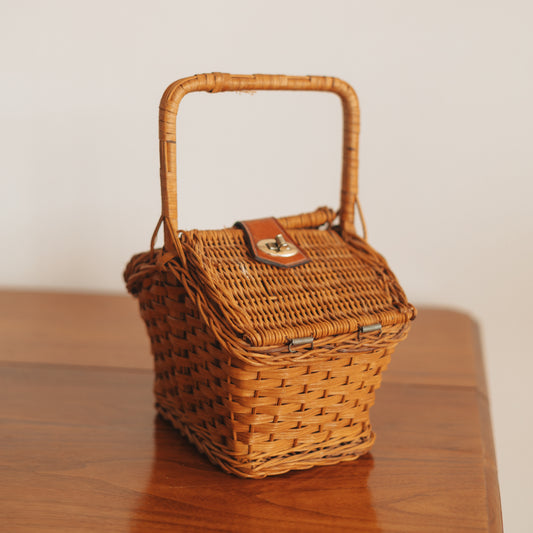 Petit Hinged Basket Purse