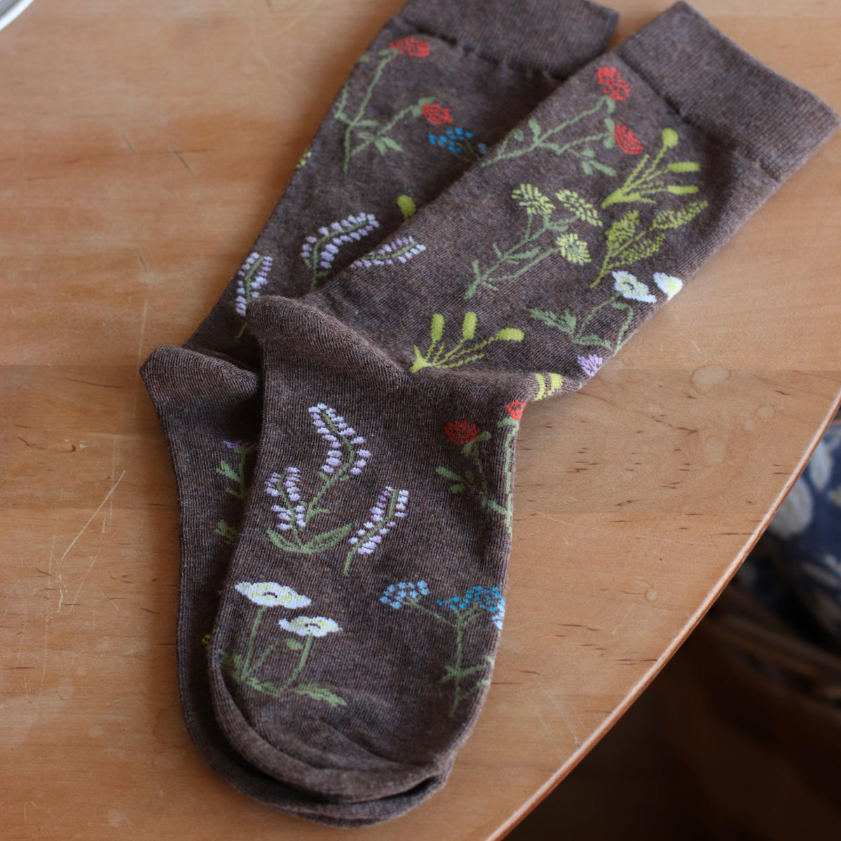 Dune Socks | Delicate Botanical Trouser Sock, Brown