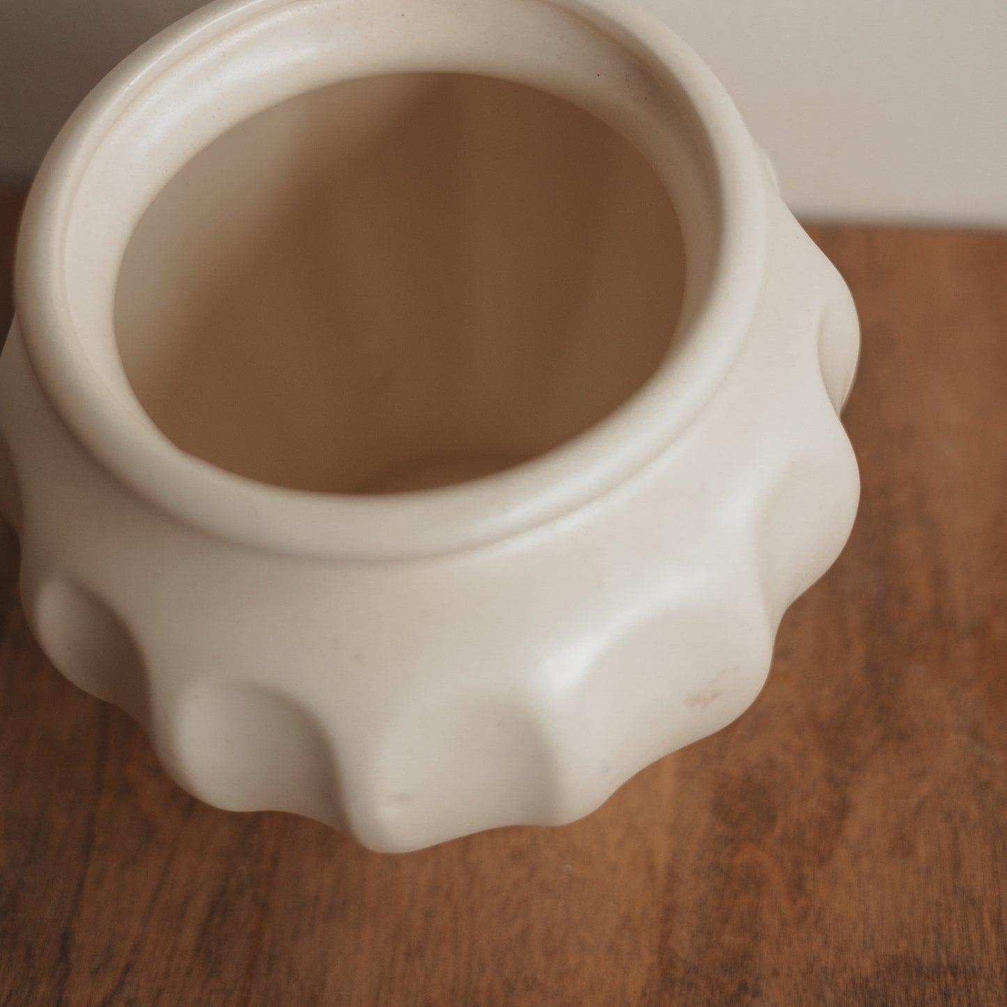 Vintage Haegar White Planter
