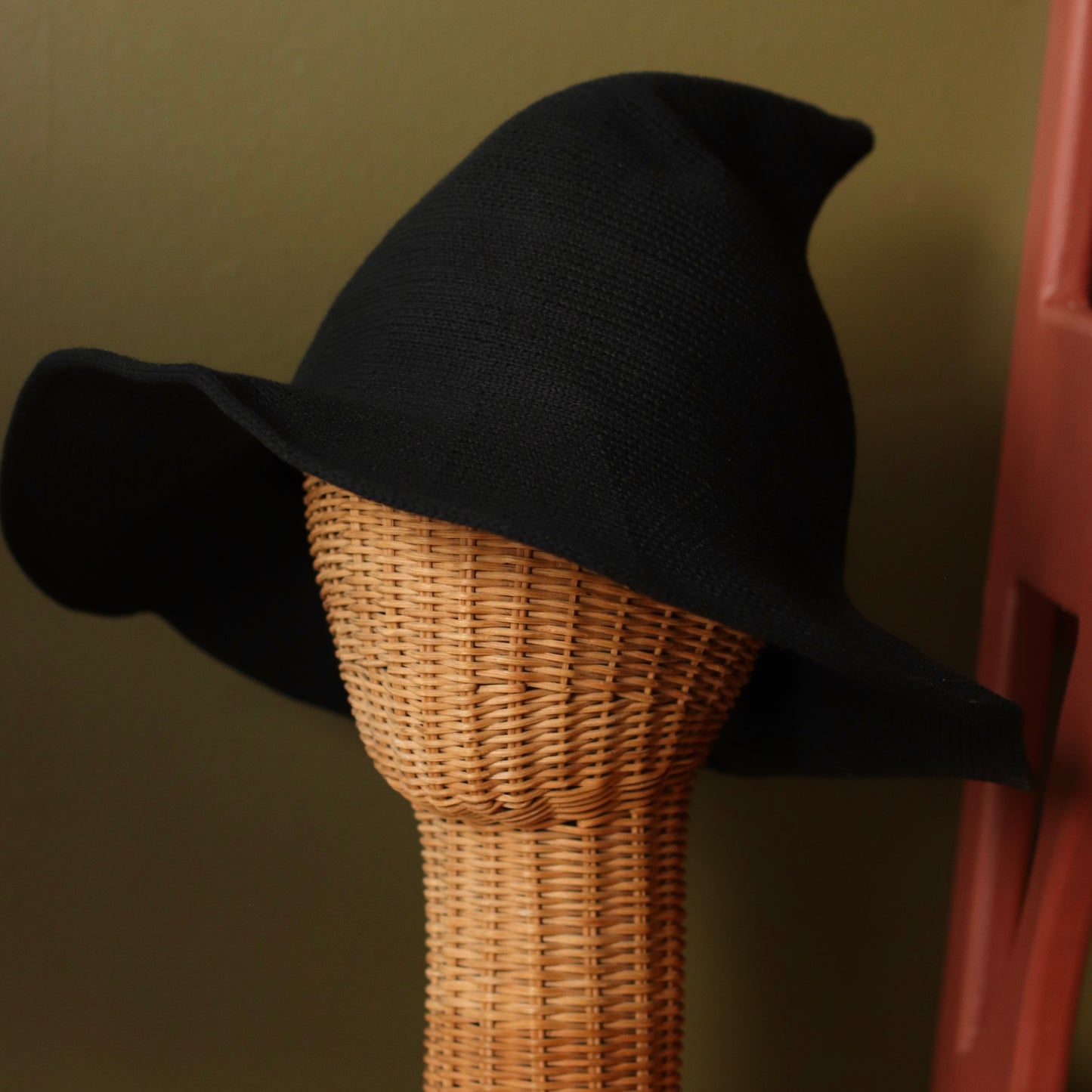 Dune Accessories | Witch's Hat, Classic Black