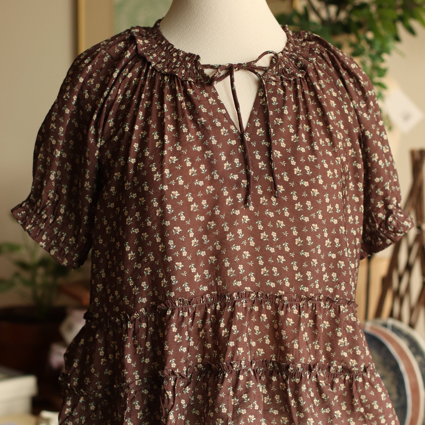 Wishlist | Tie Neck Floral Blouse