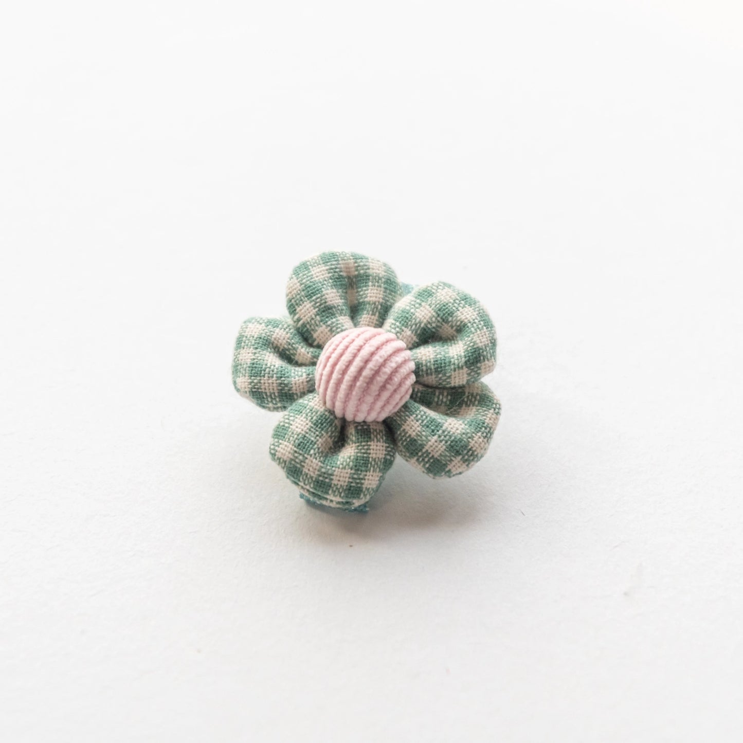 Tangle Shiny Stars | Gingham Flower Hair Clip, Choose your color