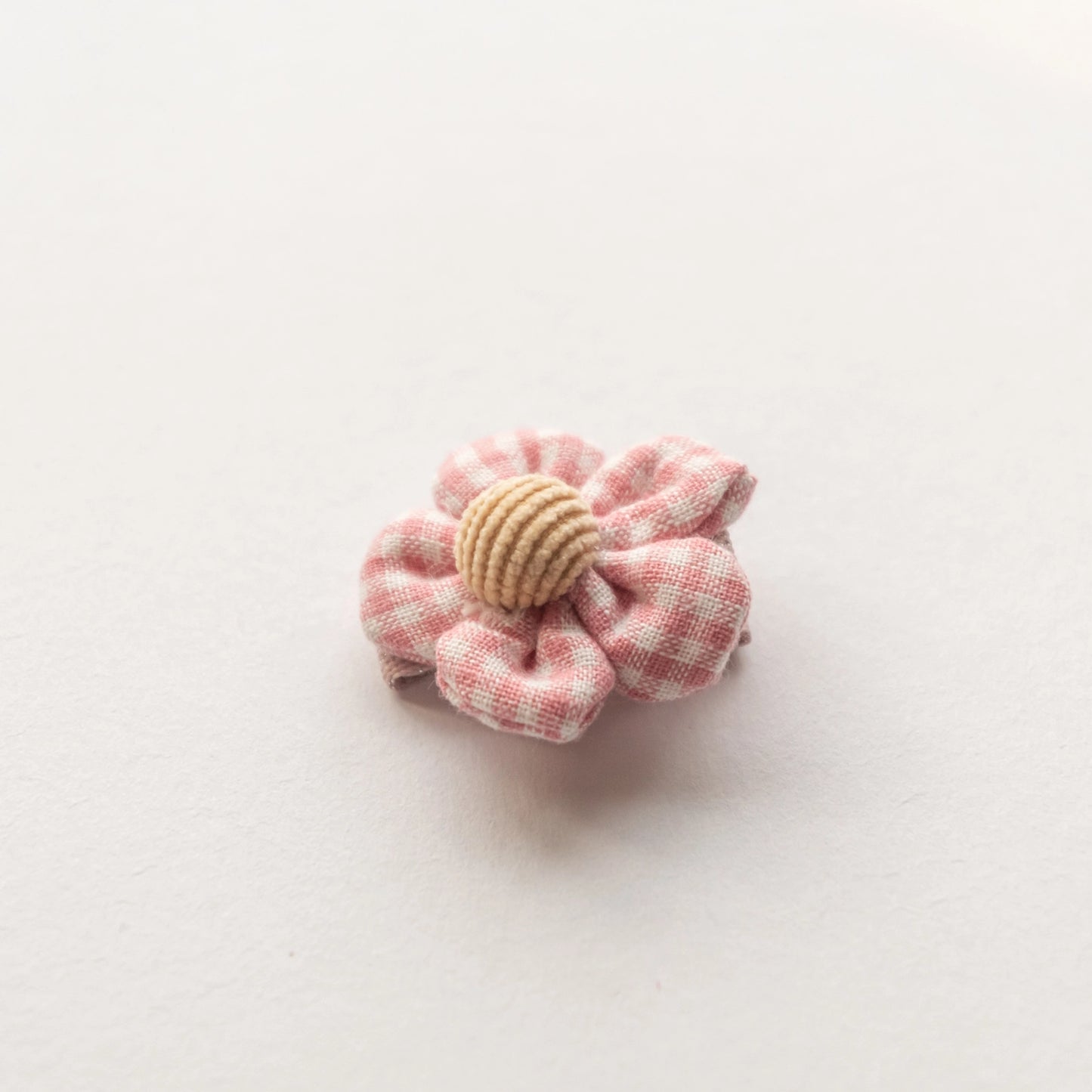 Tangle Shiny Stars | Gingham Flower Hair Clip, Choose your color