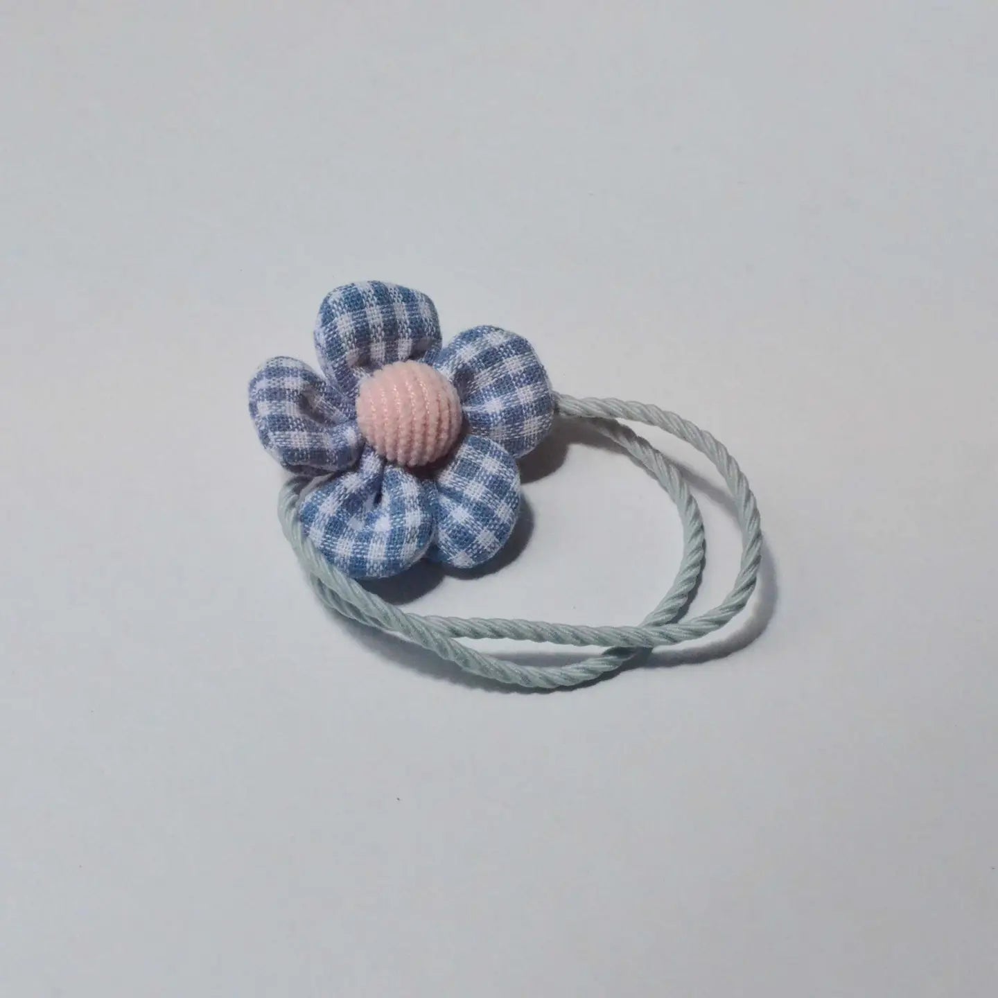 Tangle Shiny Stars | Gingham Flower Hair Tie