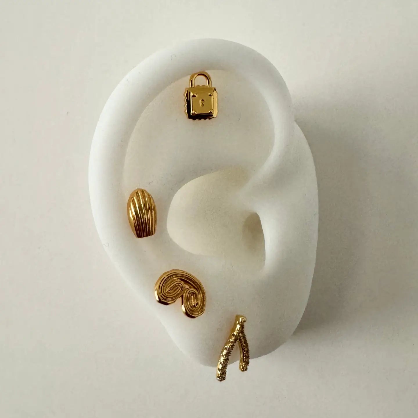 Namaste Jewelry | Palmier Studs