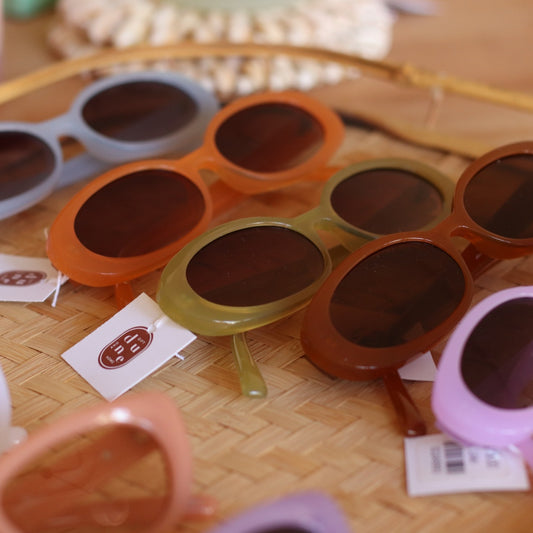 Fashion City | Women's Oval Classic Sunglasses