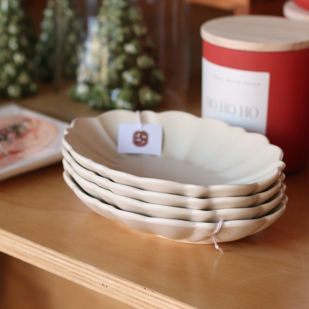 Karma | Scallop Oval Dish