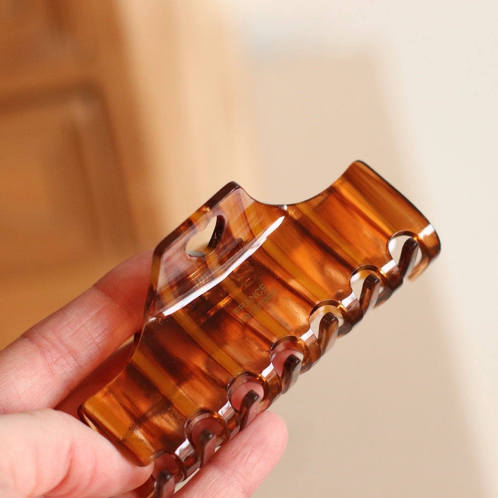 Dune Clips | Acetate Heart Top Clip, Brown Stripe