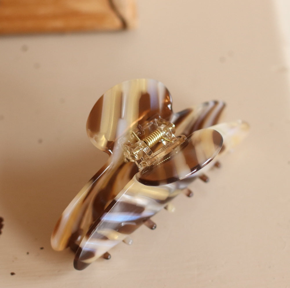 Dune Clips | Acetate Disco Striped Banan Clip