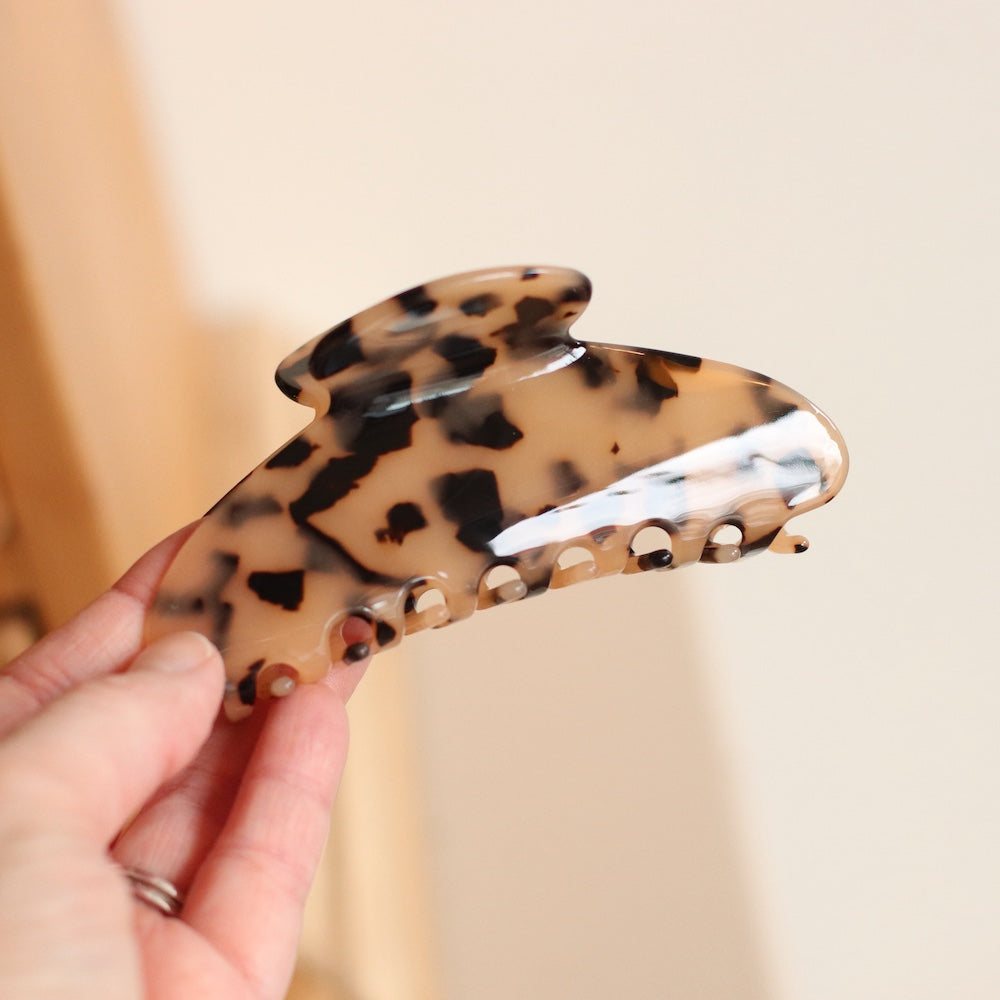 Dune Clips | Acetate Classic Tortoise Banana Clip