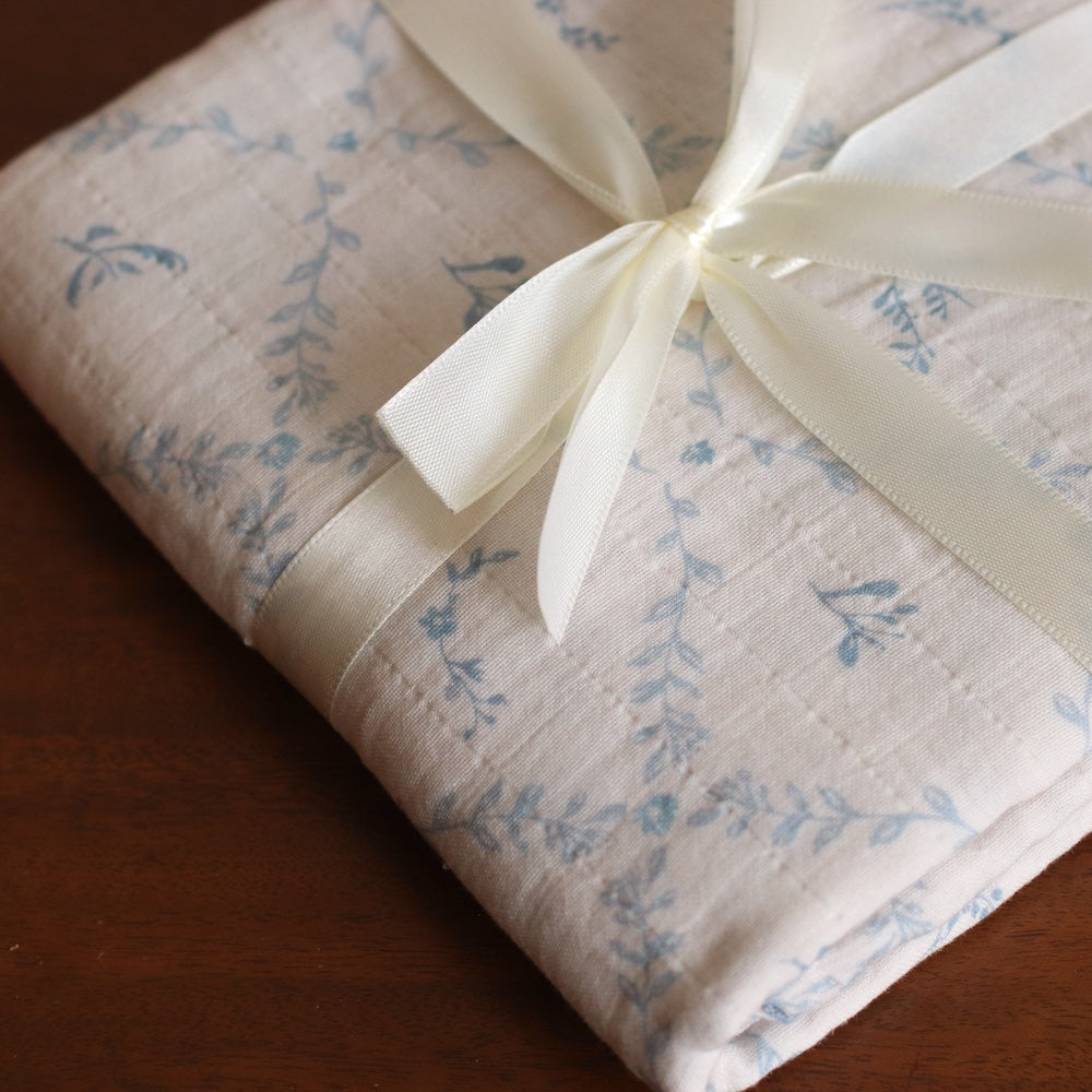 Little Threads | Blue Lattice 100% Cotton Swaddle Blanket
