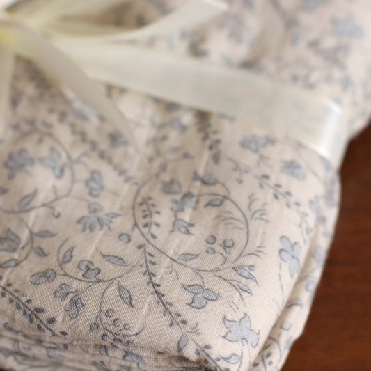 Little Threads | Bluebell Heirloom Vine 100% Cotton Swaddle Blanket