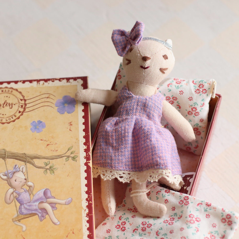 Levlovs | Cat Mini Doll in a Stamp Box