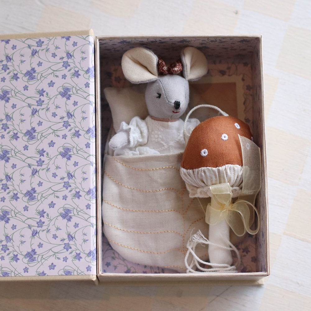 Levlovs | Mouse and Mushroom Wonder Forest Set, Mini Doll in Book Box