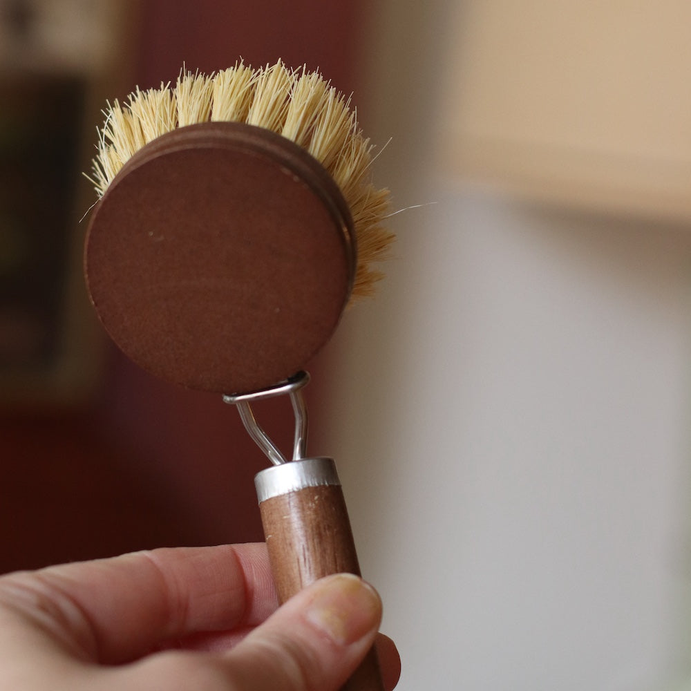 Fodory | Long Handle Dish Brush, Dark Wood