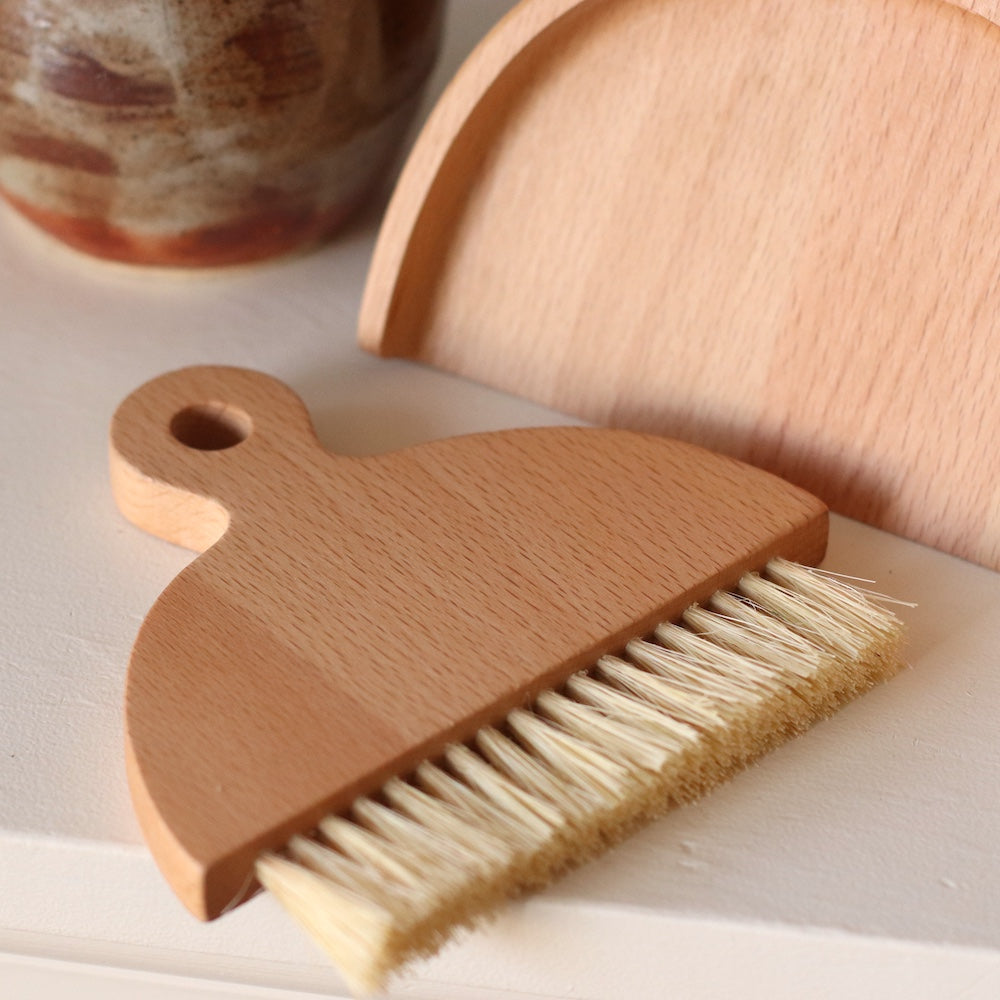 Fodory | Table Brush with Dust Pan