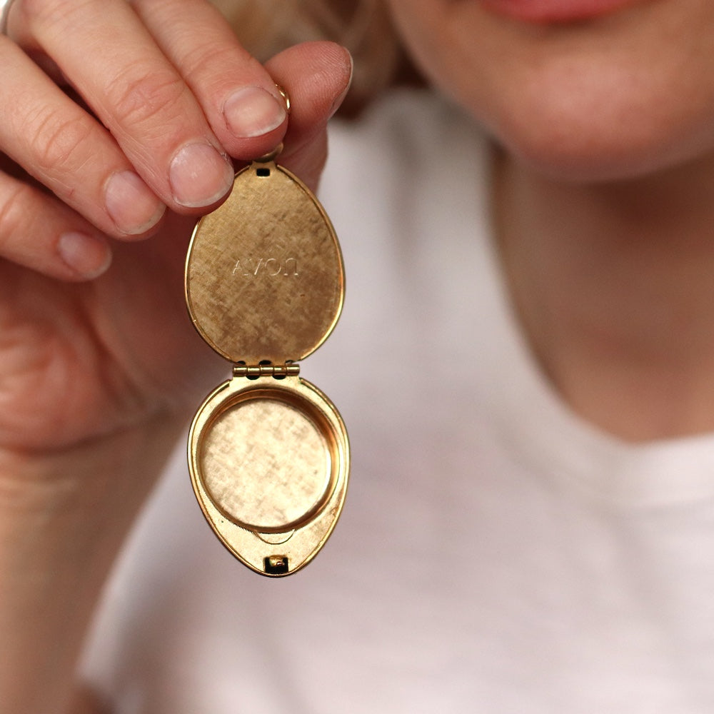 Vintage Chunky Avon Locket