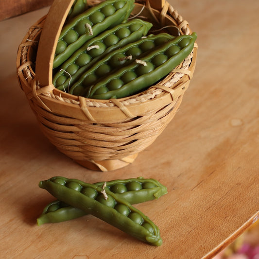The Wax Pantry  | Pea Pod Bees Wax Candle