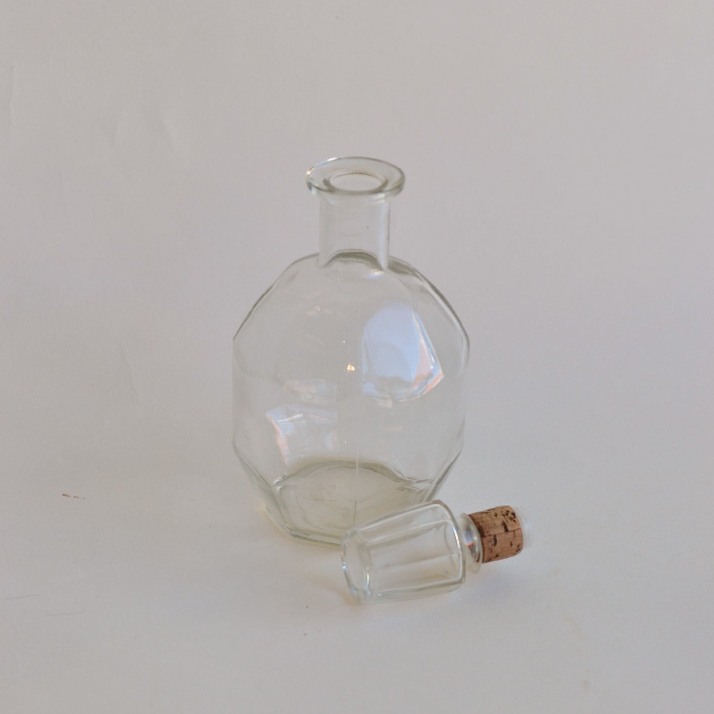 Short Round Glass Decanter