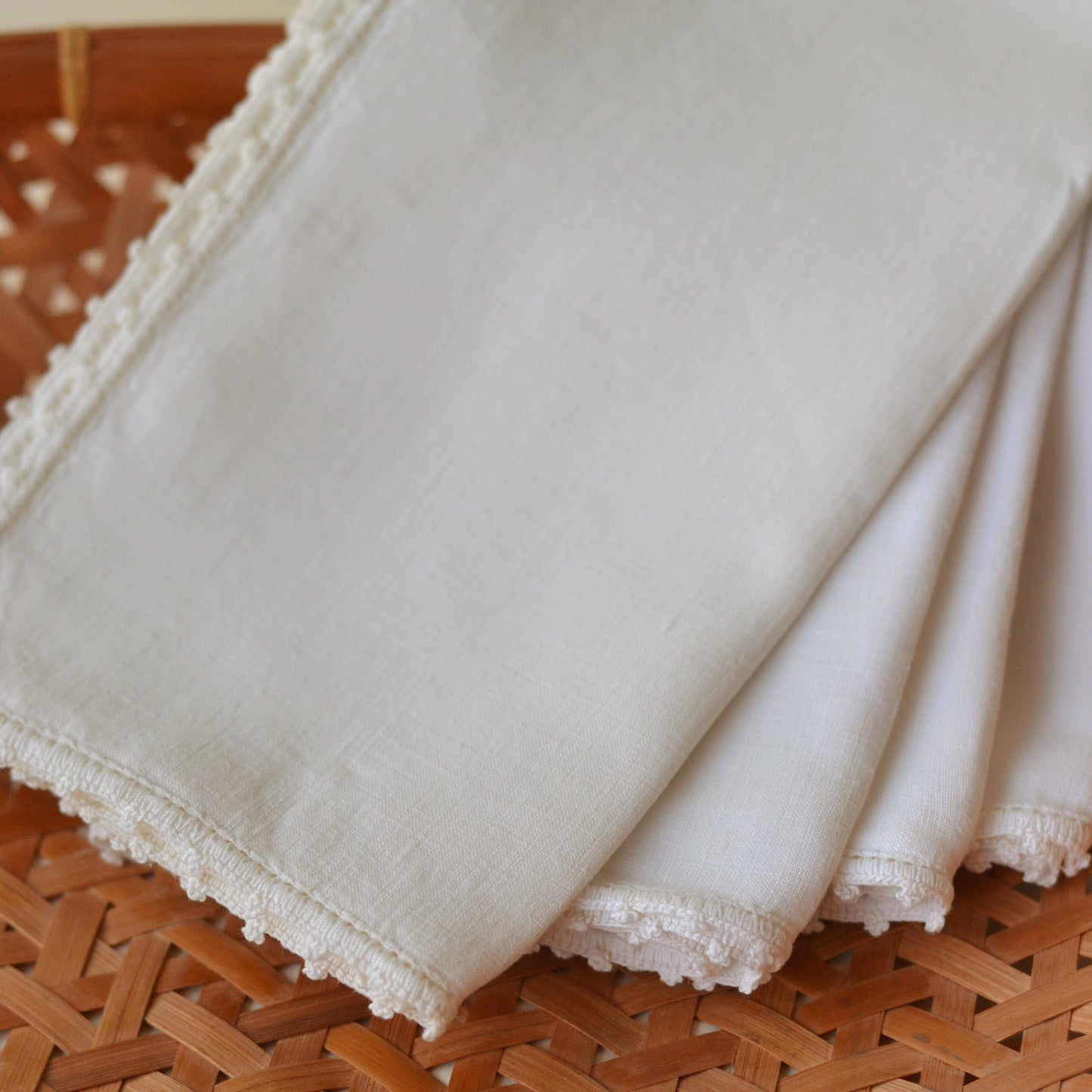 Lace Trimmed Cloth Napkins, Set of 5