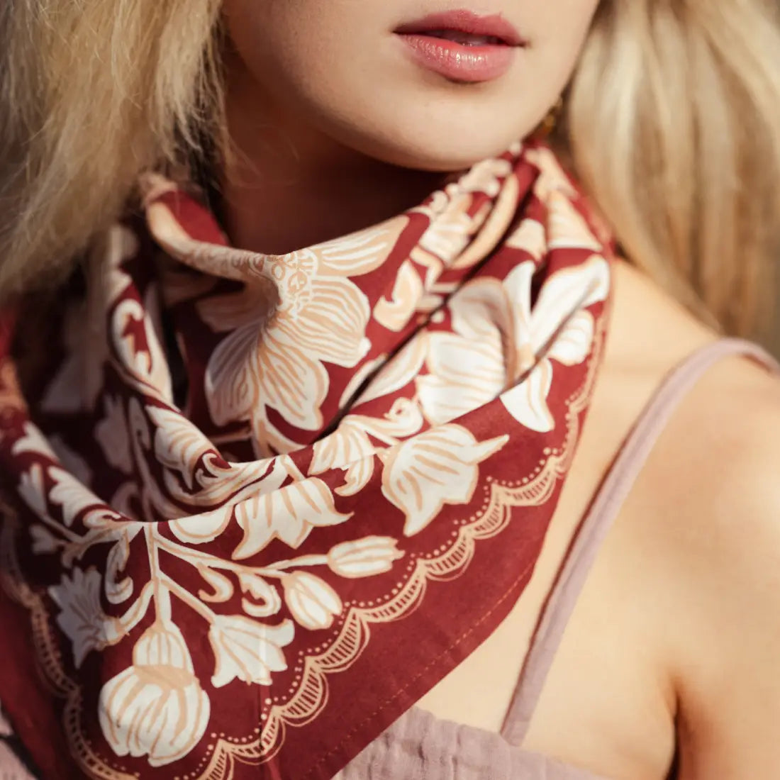 Handker | Agatha Bandana