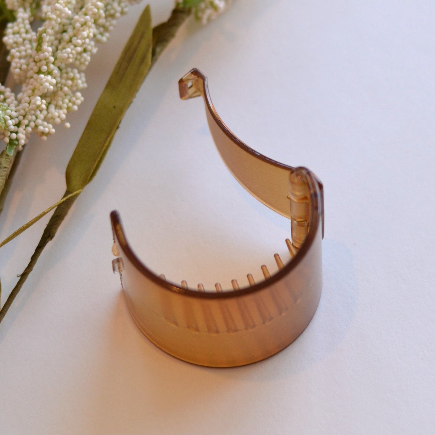 Tiepology | Glossy Pony Tail Hair Clip, Amber