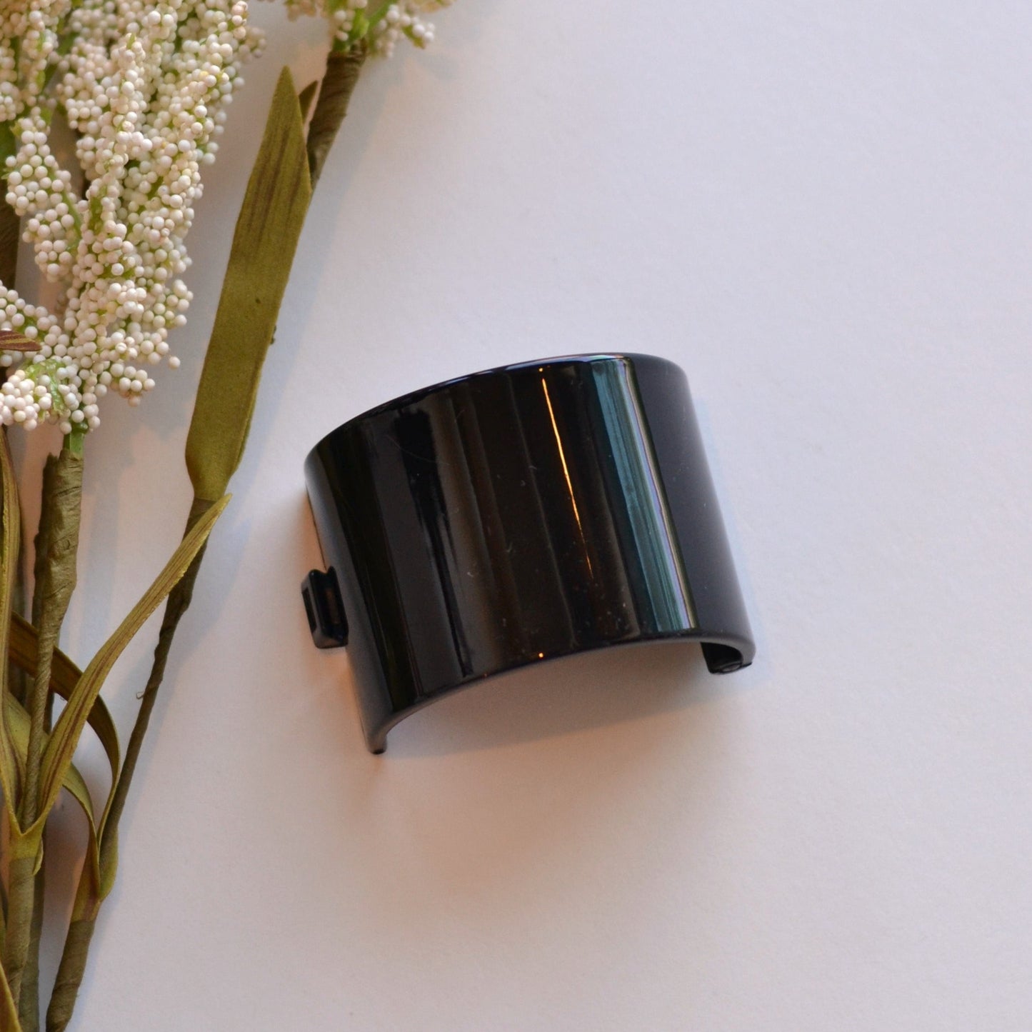 Tiepology | Glossy Pony Tail Hair Clip, Black