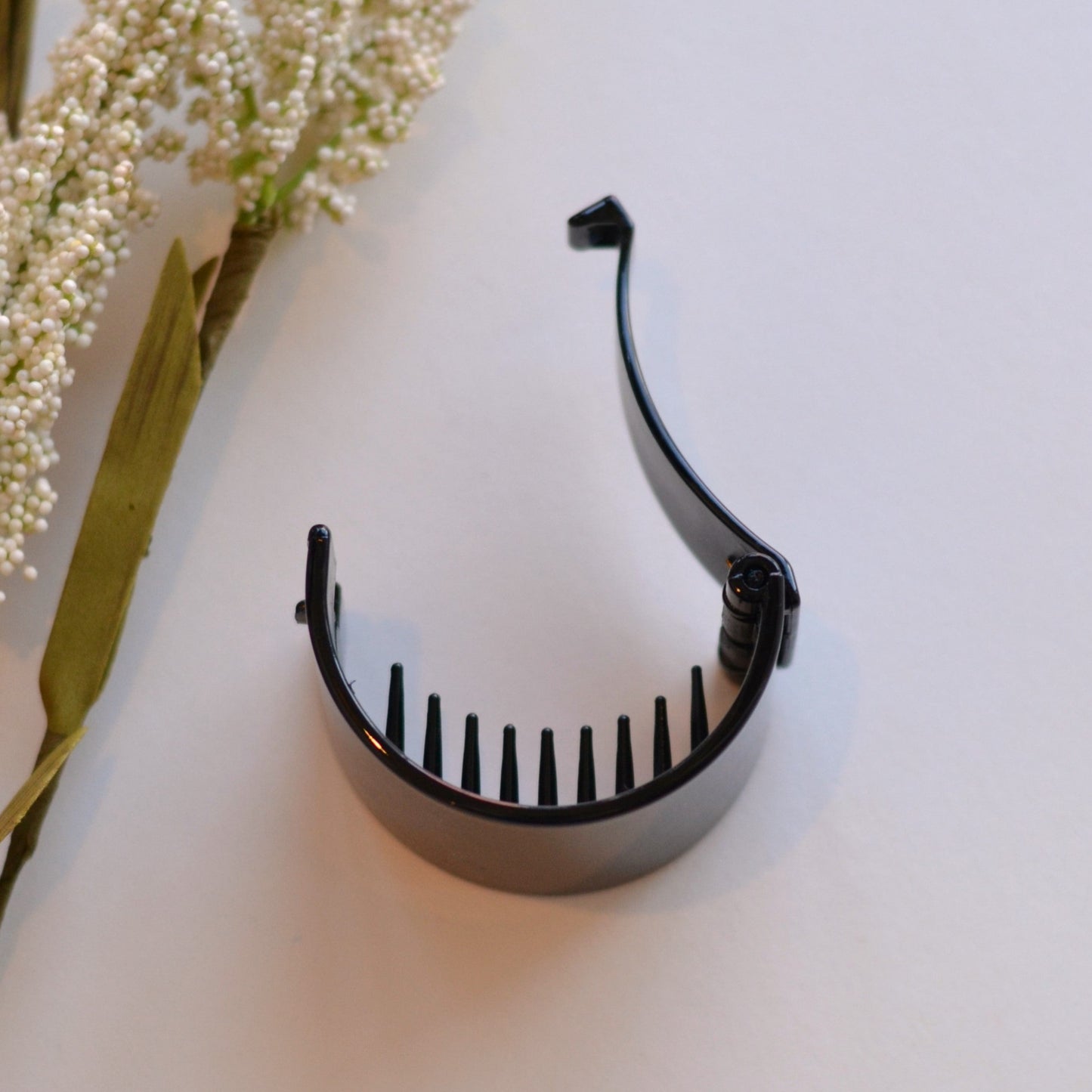 Tiepology | Glossy Pony Tail Hair Clip, Black
