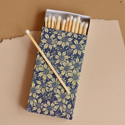 HomArt | Matches, Blue Daisies