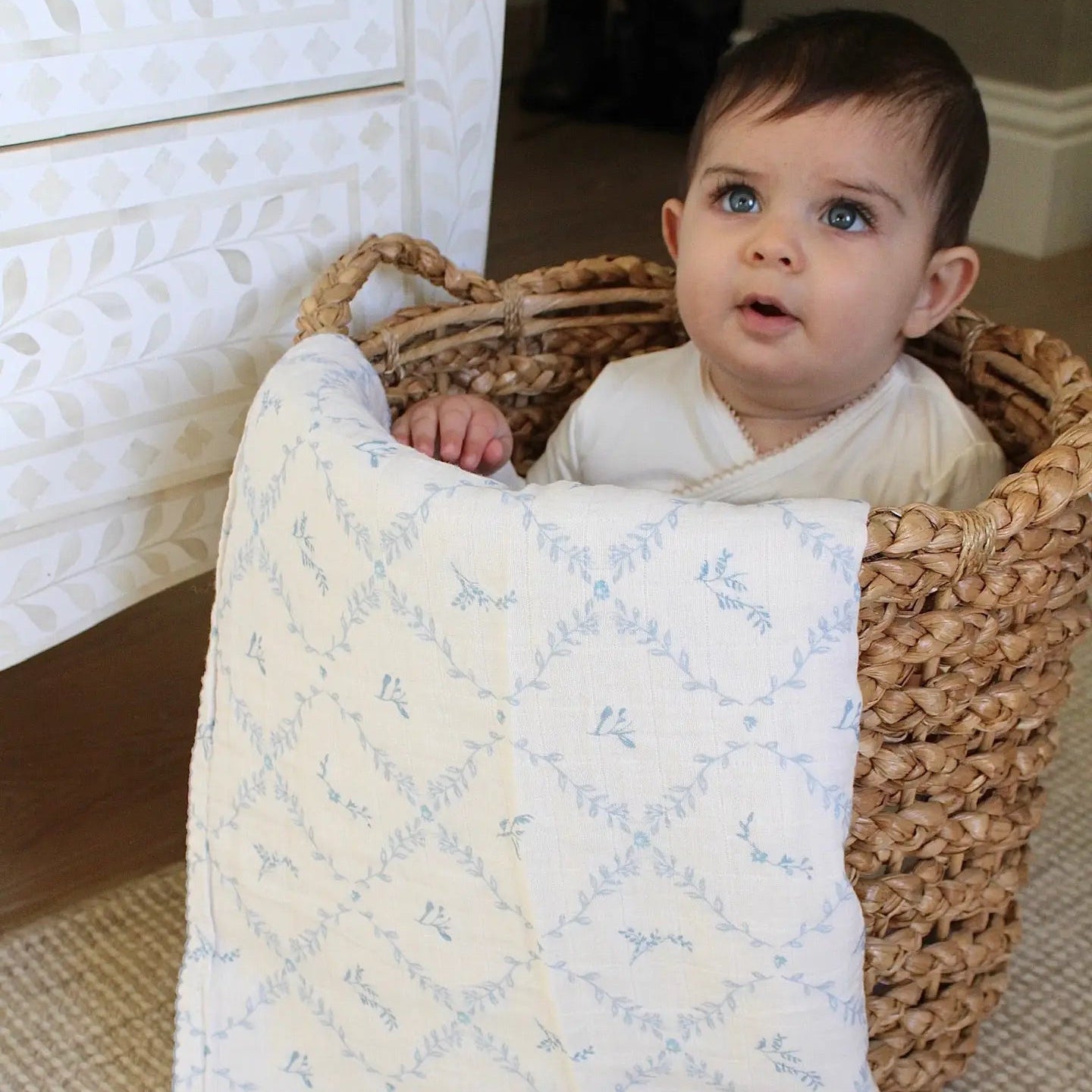 Little Threads | Blue Lattice 100% Cotton Swaddle Blanket