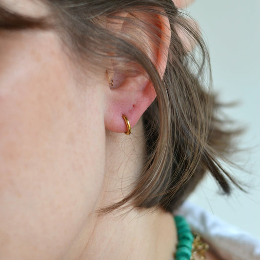 Bazou | Extra Tiny gold hoop 8mm