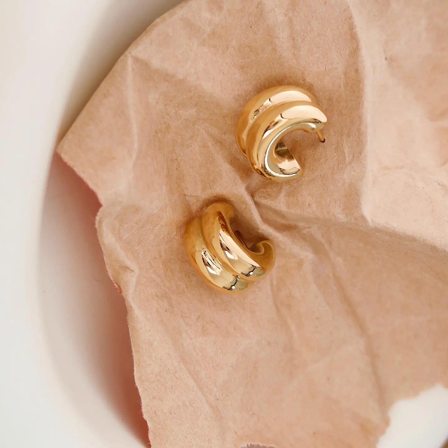 MAIQ | Classic Double C Hoop Earrings