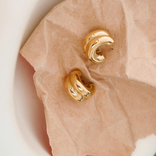 MAIQ | Classic Double C Hoop Earrings