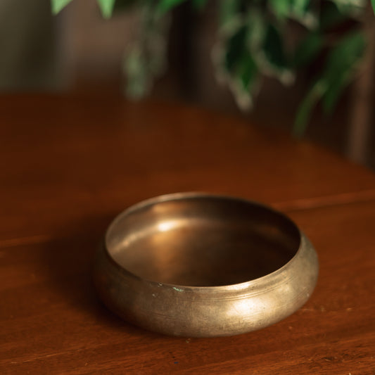 Antique Brass Metal Singing Bowl