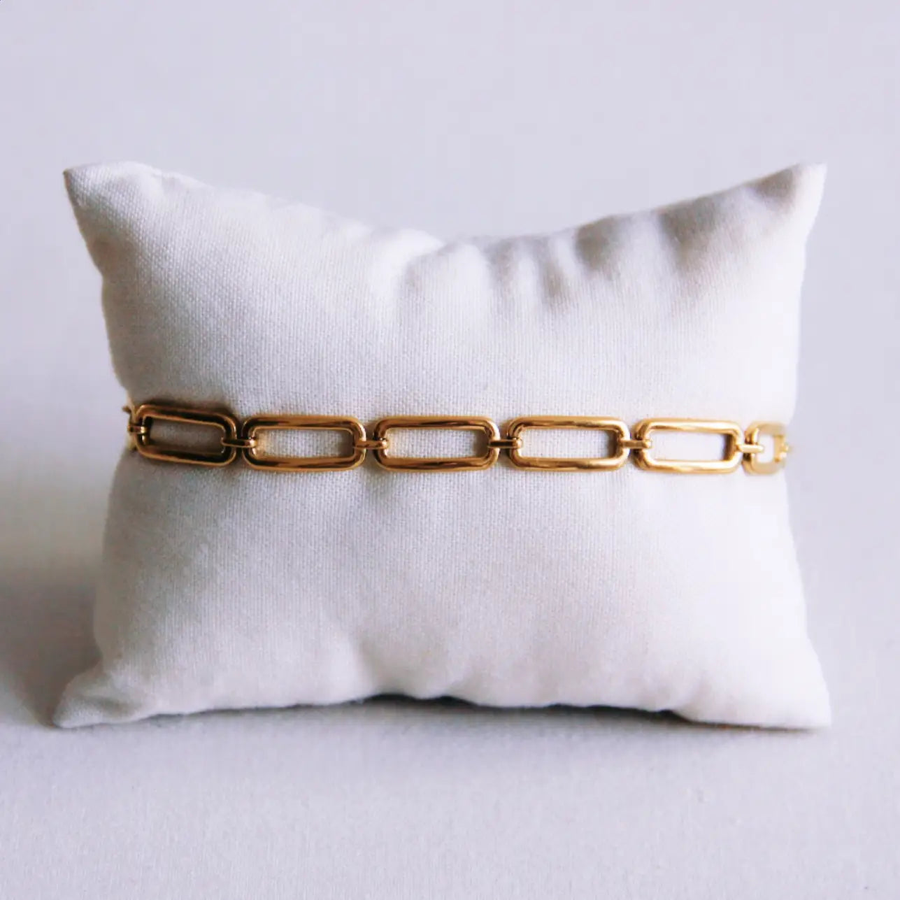 Bazou | Elongated Link Bracelet