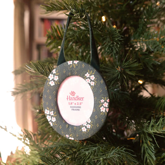 Handker | Green Pearl Fabric Frame Ornament