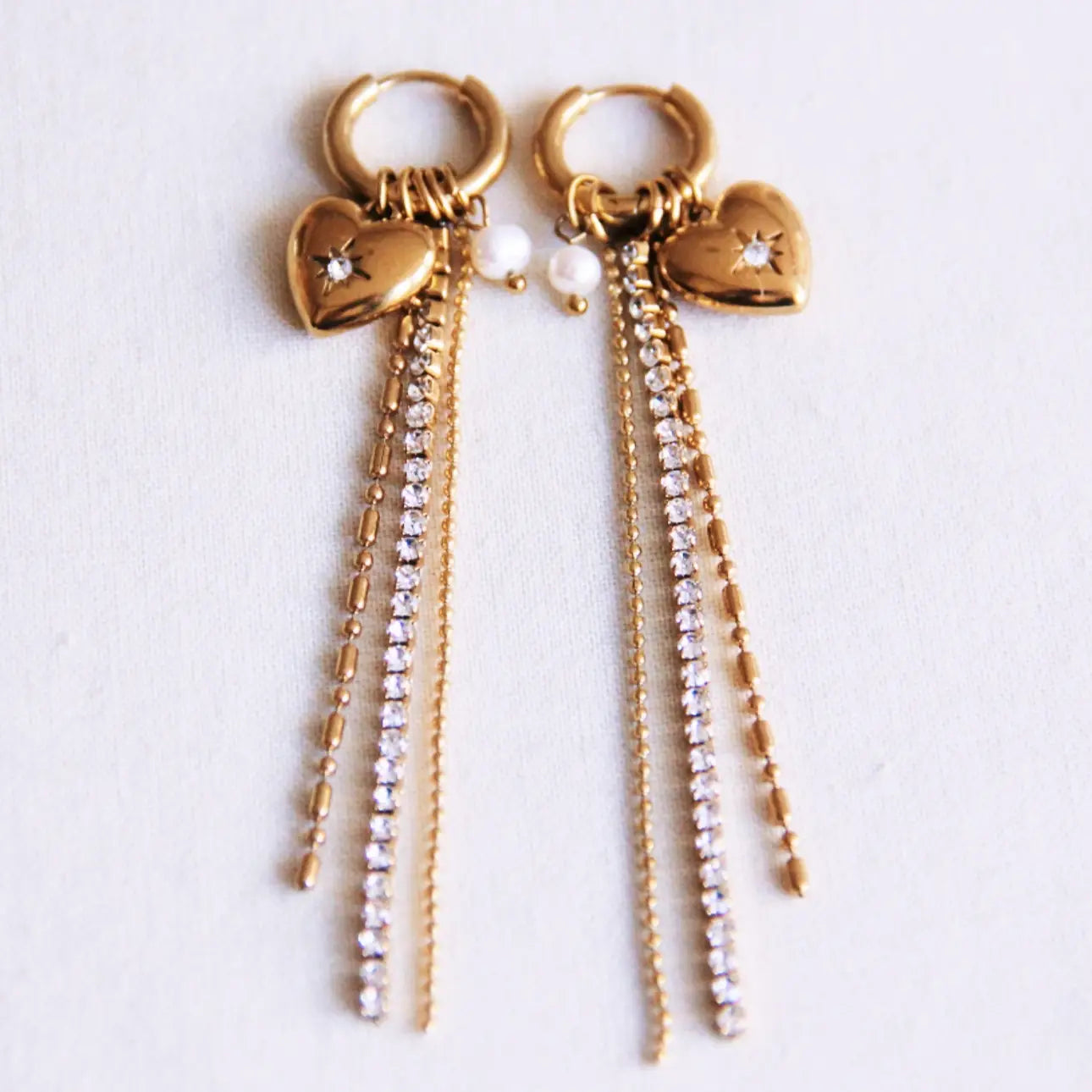 Bazou | Hoop Earring with Shiny Chains and Charms